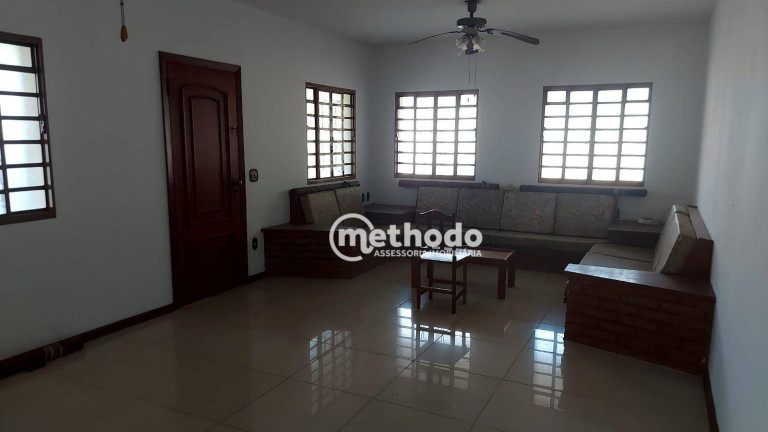Imagem Casa com 3 Quartos à Venda, 250 m² em Vista Alegre - Vinhedo