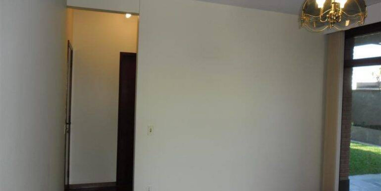 Imagem Casa com 3 Quartos para Alugar, 1.000 m² em Alphaville - Barueri