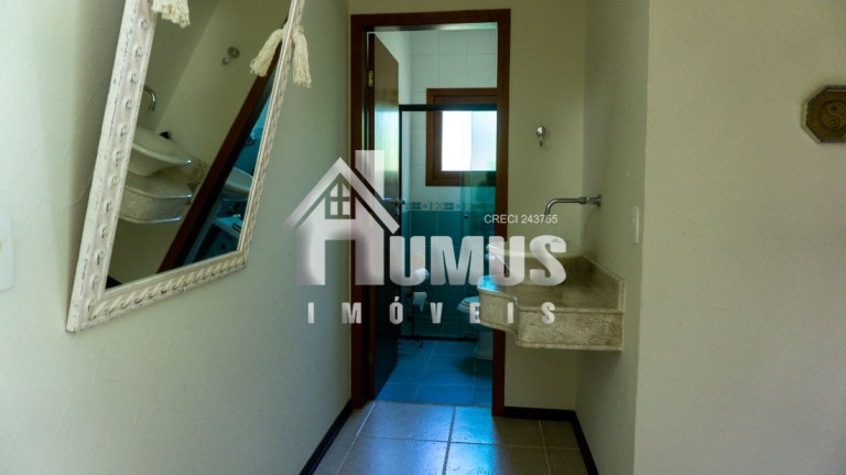 Casa de Condomínio com 5 Quartos à Venda, 300 m² em Toninhas - Ubatuba