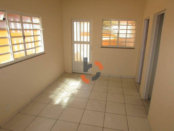 Casa com 2 Quartos à Venda ou Locação, 75 m² em Centro - Nilópolis