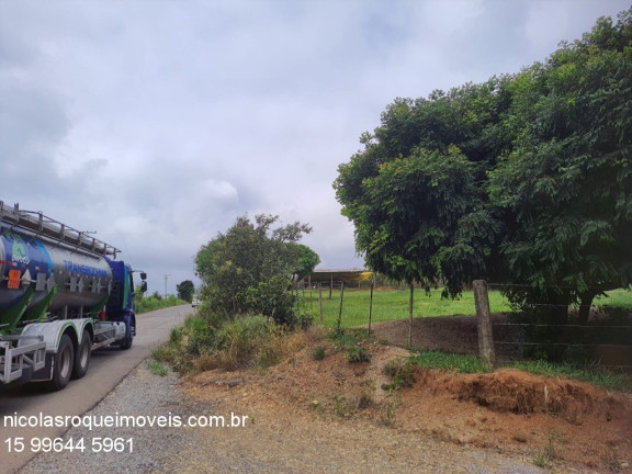 Imóvel com 1 Quarto à Venda,  em Faxinal - Angatuba
