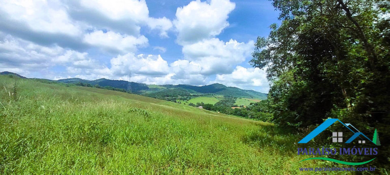 Imagem Chácara à Venda, 15 m² em Centro - Brasópolis Imagem Chácara à Venda, 15 m² em Centro - Brasópolis