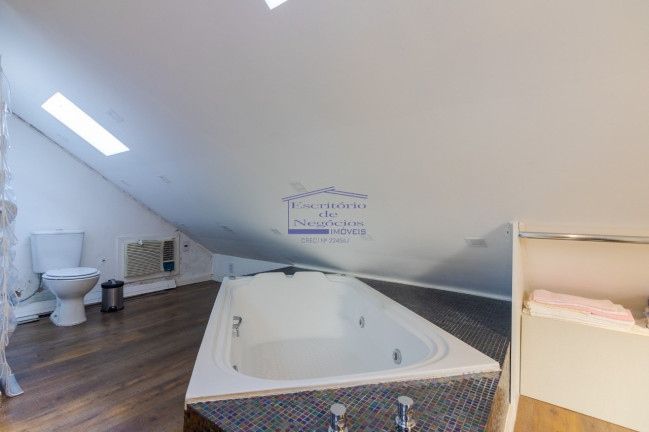 Imagem Casa com 3 Quartos à Venda, 105 m² em Tristeza - Porto Alegre Imagem Casa com 3 Quartos à Venda, 105 m² em Tristeza - Porto Alegre