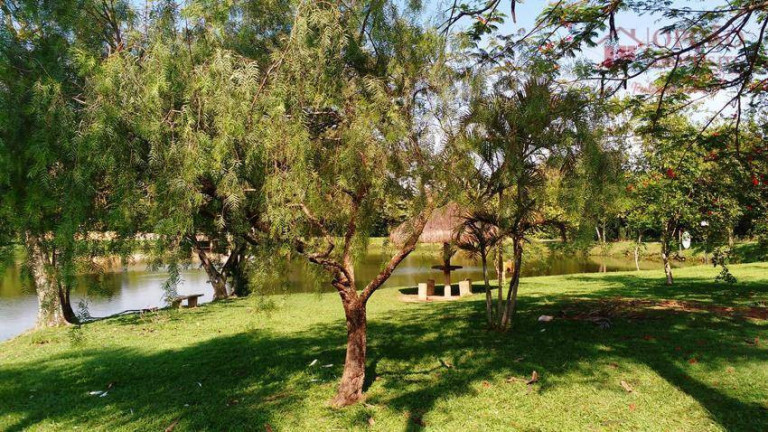 Imagem Chácara com 3 Quartos à Venda, 325 m² em Condomínio Zuleika Jabour - Salto Imagem Chácara com 3 Quartos à Venda, 325 m² em Condomínio Zuleika Jabour - Salto