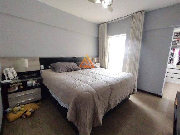 Imagem Cobertura com 3 Quartos à Venda, 117 m²