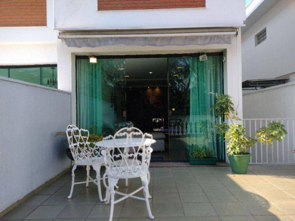 Sobrado com 3 Quartos à Venda, 208 m² em Parque São Domingos - São Paulo