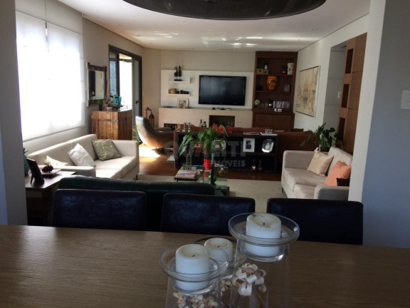 Imagem Apartamento com 4 Quartos à Venda, 210 m² em Moema - São Paulo