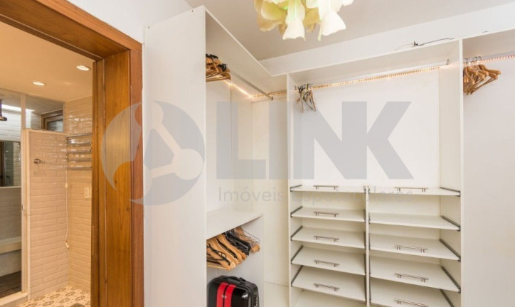 Imagem Apartamento com 3 Quartos à Venda, 204 m² em Bela Vista - Porto Alegre