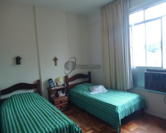 Imagem Imóvel com 2 Quartos à Venda, 90 m² em Icaraí - Niterói Imagem Imóvel com 2 Quartos à Venda, 90 m² em Icaraí - Niterói