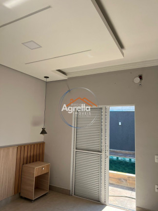 Imagem Imóvel com 3 Quartos à Venda, 210 m² em Condomínio Alvorada Residencial - Mogi Mirim Imagem Imóvel com 3 Quartos à Venda, 210 m² em Condomínio Alvorada Residencial - Mogi Mirim