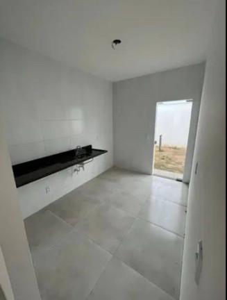 Imagem Casa com 1 Quarto à Venda, em Conceicão - Feira De Santana Imagem Casa com 1 Quarto à Venda, em Conceicão - Feira De Santana