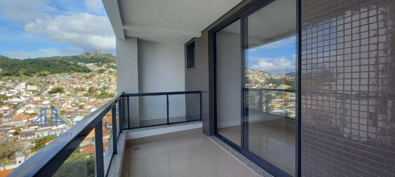 Apartamento com 3 Quartos à Venda, 101 m² em Agronômica - Florianópolis