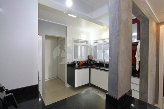 Imagem Imóvel com 3 Quartos à Venda, 193 m² em Jardim Itu - Porto Alegre Imagem Imóvel com 3 Quartos à Venda, 193 m² em Jardim Itu - Porto Alegre