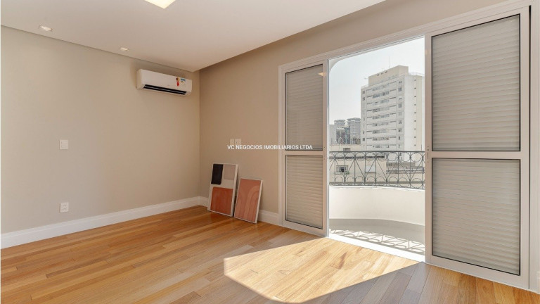 Imagem Apartamento com 2 Quartos à Venda, 130 m² em Vila Nova Conceição - São Paulo