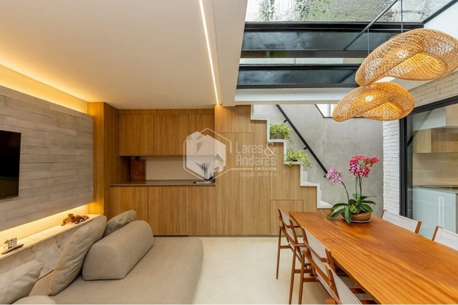 Imagem Casa com 3 Quartos à Venda, 140 m² em Santo Amaro - São Paulo Imagem Casa com 3 Quartos à Venda, 140 m² em Santo Amaro - São Paulo