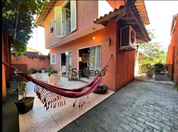 Casa com 3 Quartos à Venda, 120 m² em Maria Paula - São Gonçalo