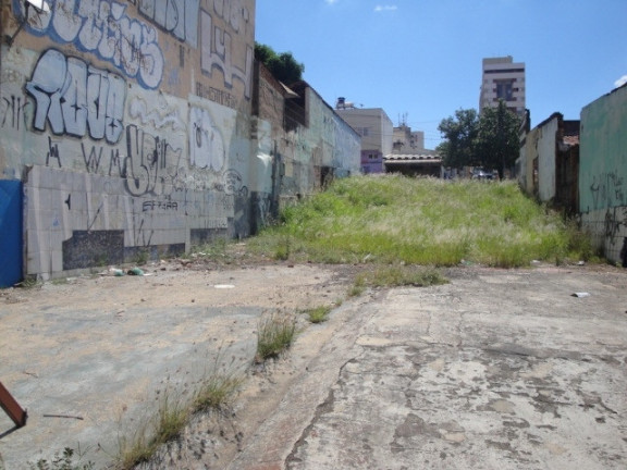Terreno à Venda, 380 m² em Bauru