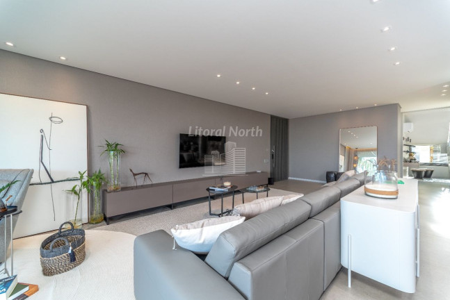 Imagem Casa com 5 Quartos à Venda, 458 m² em Praia Do Estaleiro - Balneário Camboriú