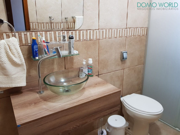 Imagem Casa com 3 Quartos à Venda, 180 m² em Vila Liviero - São Paulo