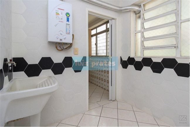 Imagem Apartamento com 2 Quartos à Venda, 77 m² em Santa Cecília - Porto Alegre