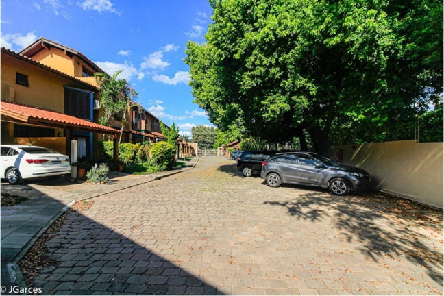Imagem Casa com 3 Quartos à Venda, 115 m² em Cavalhada - Porto Alegre