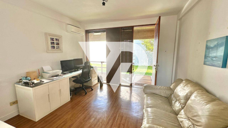 Imagem Casa com 3 Quartos à Venda, 349 m² em Alphaville - Barueri