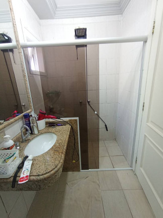 Imagem Casa com 3 Quartos à Venda, 590 m² em Parque Siomara - Arapongas Imagem Casa com 3 Quartos à Venda, 590 m² em Parque Siomara - Arapongas