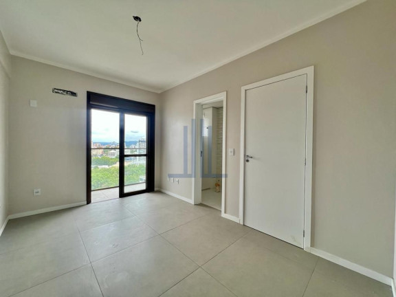 Imagem Apartamento com 3 Quartos à Venda, 111 m² em Nossa Senhora Medianeira - Santa Maria