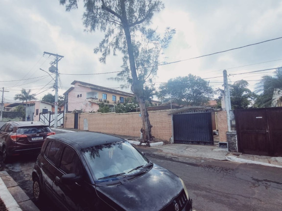 Imagem Casa com 5 Quartos à Venda, em Itapuã - Salvador Imagem Casa com 5 Quartos à Venda, em Itapuã - Salvador