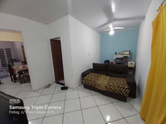 Imagem Casa com 2 Quartos à Venda, 70 m² em Castolira - Pindamonhangaba Imagem Casa com 2 Quartos à Venda, 70 m² em Castolira - Pindamonhangaba