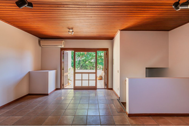 Imagem Casa de Condomínio com 3 Quartos à Venda, 205 m² em Ipanema - Porto Alegre