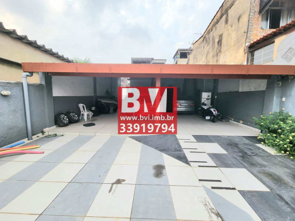 Imagem Casa com 2 Quartos à Venda, 480 m² em Irajá - Rio De Janeiro