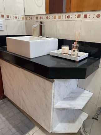 Imagem Casa com 4 Quartos à Venda, 250 m² em Setor Faiçalville - Goiânia Imagem Casa com 4 Quartos à Venda, 250 m² em Setor Faiçalville - Goiânia