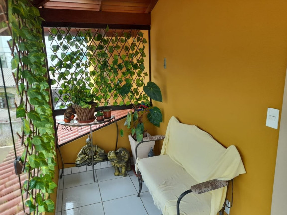 Imagem Sobrado com 3 Quartos à Venda, 450 m² em Muquem - Florianópolis Imagem Sobrado com 3 Quartos à Venda, 450 m² em Muquem - Florianópolis