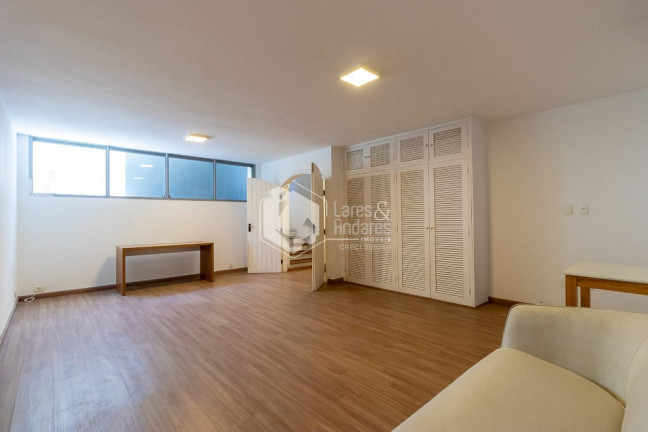 Imagem Casa com 4 Quartos à Venda, 260 m² em Jardim Morumbi - São Paulo Imagem Casa com 4 Quartos à Venda, 260 m² em Jardim Morumbi - São Paulo