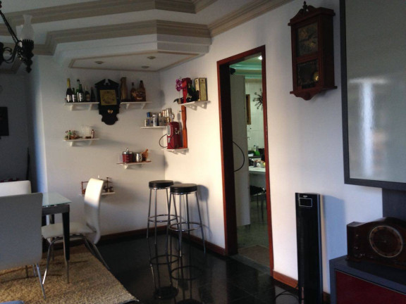 Imagem Casa com 3 Quartos à Venda, 250 m² em Parque Jóquei Club - Campos Dos Goytacazes