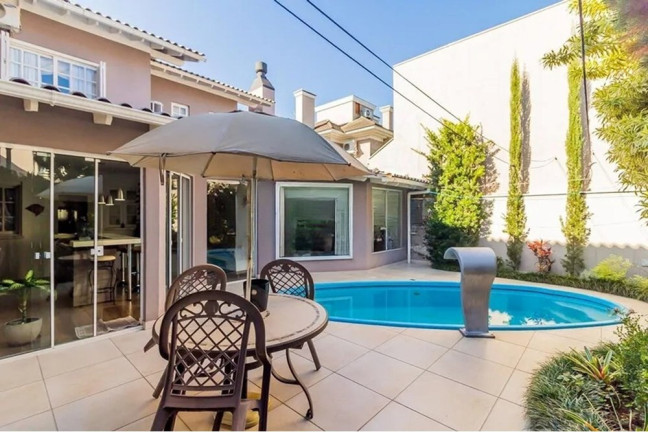 Imagem Casa com 4 Quartos à Venda, 391 m² em Marechal Rondon - Canoas