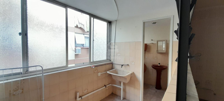 Imagem Apartamento com 2 Quartos à Venda, 73 m² em Centro - Santa Maria Imagem Apartamento com 2 Quartos à Venda, 73 m² em Centro - Santa Maria