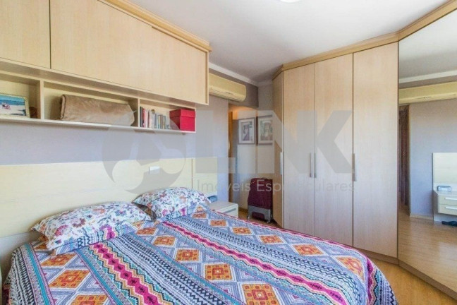 Imagem Apartamento com 3 Quartos à Venda, 101 m² em Higienópolis - Porto Alegre Imagem Apartamento com 3 Quartos à Venda, 101 m² em Higienópolis - Porto Alegre