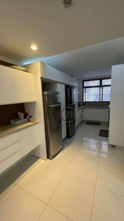 Imagem Apartamento com 4 Quartos à Venda, 332 m² em Centro - Florianópolis Imagem Apartamento com 4 Quartos à Venda, 332 m² em Centro - Florianópolis