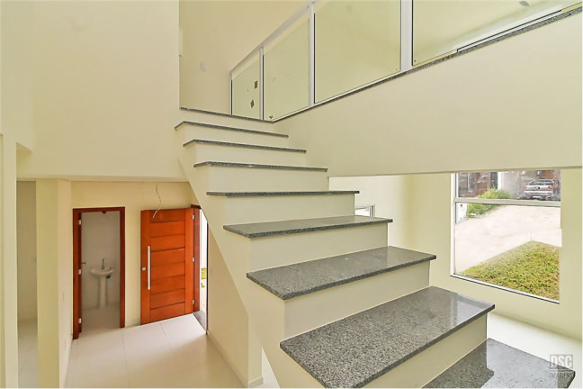 Imagem Casa com 3 Quartos à Venda,  em Hípica - Porto Alegre