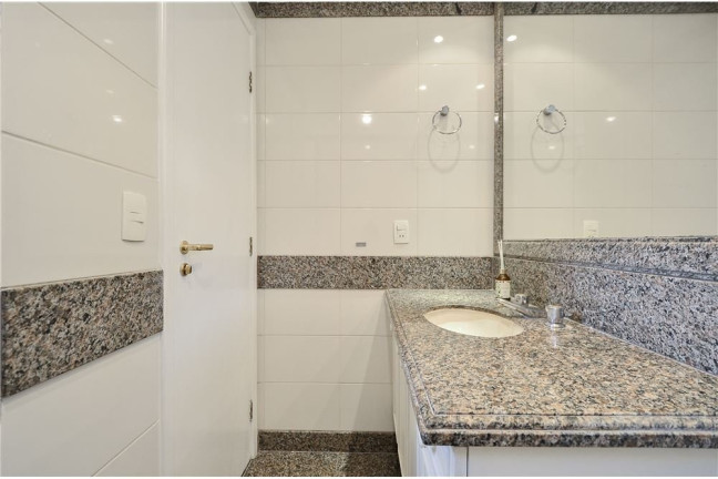Imagem Apartamento com 4 Quartos à Venda, 210 m² em Vila Morumbi - São Paulo Imagem Apartamento com 4 Quartos à Venda, 210 m² em Vila Morumbi - São Paulo