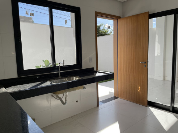 Imagem Casa de Condomínio com 3 Quartos à Venda, 145 m² em Jardim Atlântico - Goiânia Imagem Casa de Condomínio com 3 Quartos à Venda, 145 m² em Jardim Atlântico - Goiânia