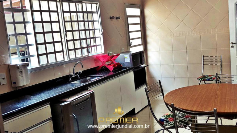 Imagem Casa com 3 Quartos à Venda, 244 m² em Jardim Quintas Das Videiras - Jundiaí