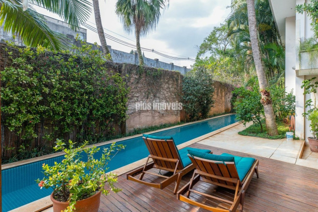 Imagem Casa com 5 Quartos à Venda, 1.200 m² em Morumbi - São Paulo Imagem Casa com 5 Quartos à Venda, 1.200 m² em Morumbi - São Paulo