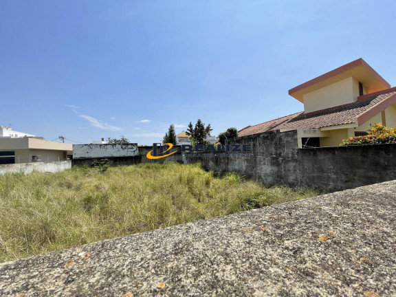 Imagem Terreno à Venda, 440 m² em Parque Turf Club - Campos Dos Goytacazes Imagem Terreno à Venda, 440 m² em Parque Turf Club - Campos Dos Goytacazes