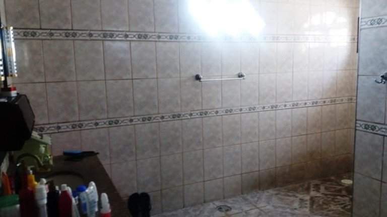 Imagem Casa com 3 Quartos à Venda, 178 m² em Santana - Pindamonhangaba