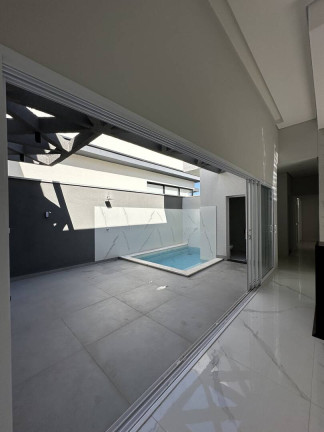 Imagem Casa com 3 Quartos à Venda, 250 m² em Condomínio Primor Das Torres - Cuiabá