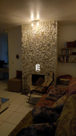Imagem Casa com 6 Quartos à Venda, 460 m² em Noal - Santa Maria