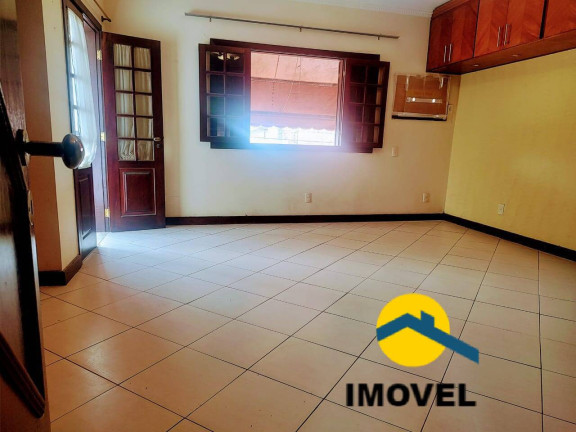 Imagem Casa com 5 Quartos à Venda, 250 m² em Itaipu - Niterói